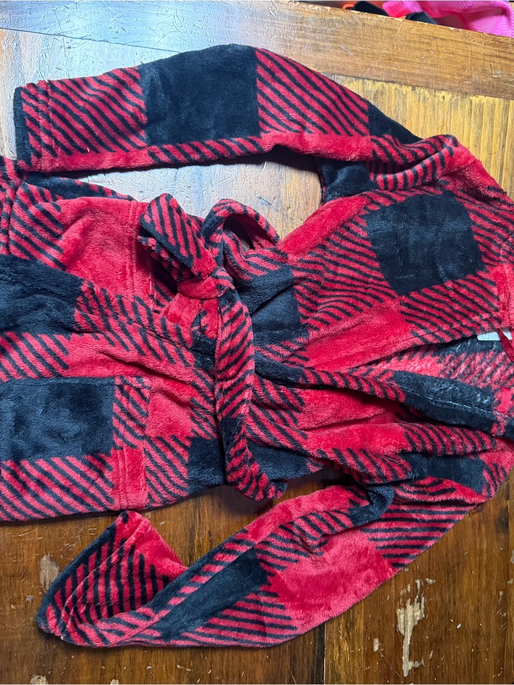 wonder nation Red and Black Plaid Plush Kids Robe with Hood